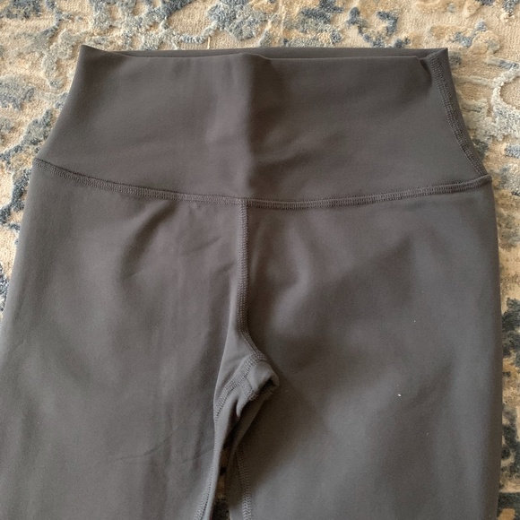 ALO Yoga Pants - alo leggings